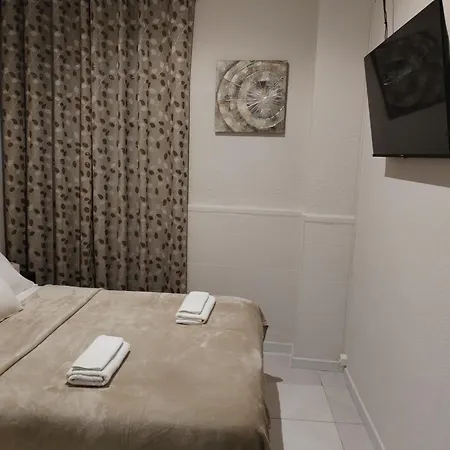 A&e Guest house *